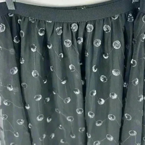 Ann Taylor Sequined Tulle Midi Skirt Black/Gray Silver Size M Party Cocktail - Picture 4 of 10